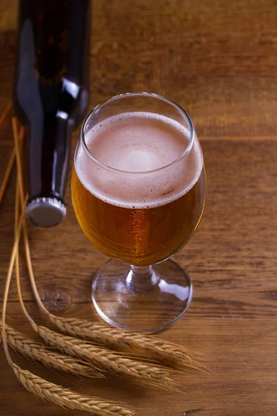 Glass Bottle Beer Ears Barley Wooden Table Ale — Stock Photo, Image