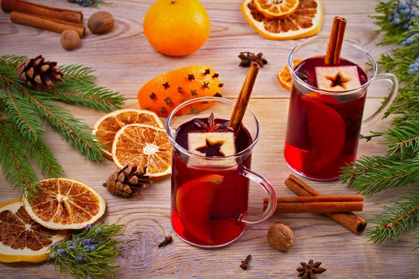 Mulled Wine Hot Drink Spices Citrus Fruits Apples Seasonal Holidays — Stock Photo, Image