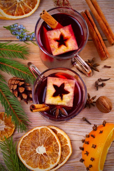 Mulled Wine Hot Drink Spices Citrus Fruits Apples Seasonal Holidays — Stock Photo, Image