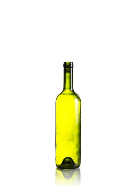 白い背景に隔離された空のワインボトル — ストック写真