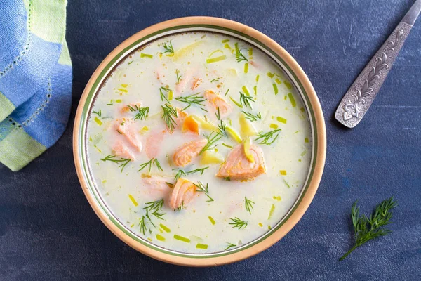Somon Çorbası Kremsi Içten Somon Balık Çorbası Temiz Sağlıklı Beslenme — Stok fotoğraf