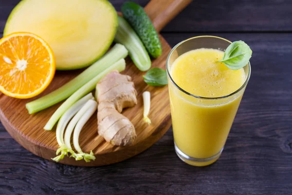 Orange Mango Ginger Smoothie Fruit Vegetable Smoothie Healthy Diet Detox — Stock Photo, Image