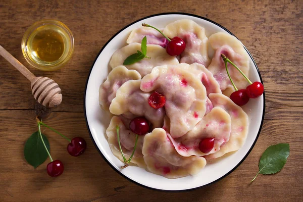 Kirazla Dolu Börekler Varenyky Vareniki Pierogi Pirohy Dolgulu Börek Yukarıdan — Stok fotoğraf