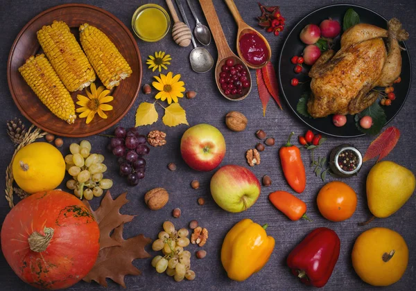 Chicken Turkey Autumn Fruits Vegetables Thanksgiving Food Concept Harvest Thanksgiving — Stock Photo, Image