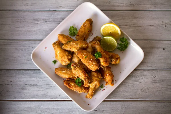 Deep Fried Chicken Wings White Plate Overhead Horizontal Image — Stock Photo, Image