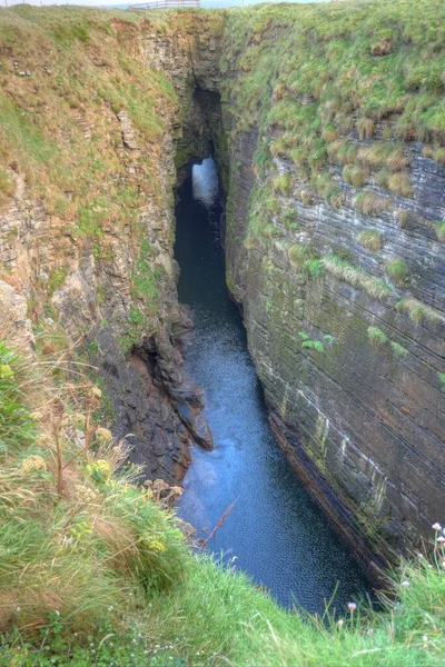Gloup Рухнувшая Морская Пещера Динессе Оркни Шотландия Великобритания — стоковое фото