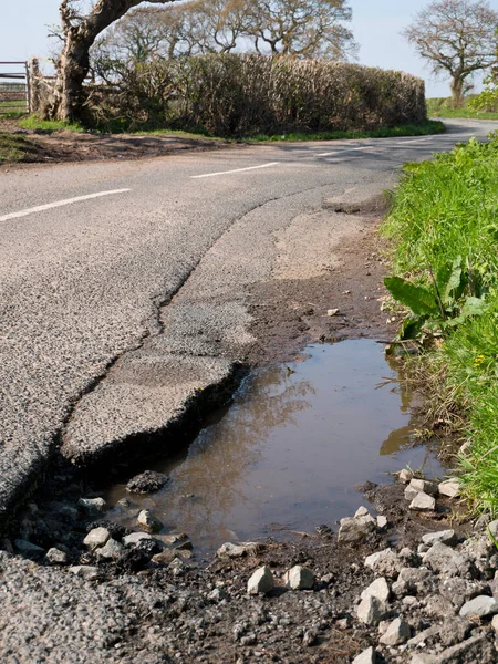 Dommages Non Réparés Surface Aire Trafic Sur Une Route Rurale — Photo