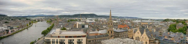 Ein Panorama Der Stadt Inverness Schottland Großbritannien Einschließlich Des Flusses — Stockfoto