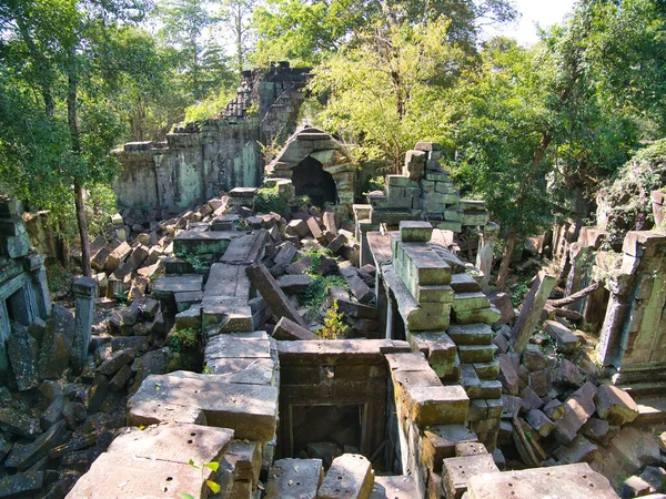 Tempelruiner Vid Det Orestaurerade Khmertemplet Beng Mealea Cirka Väster Siem — Stockfoto