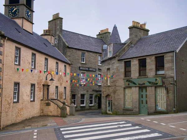 Queens Hotel Other Buildings Town Centre Lfuck Capital Shetland Scotland — стоковое фото