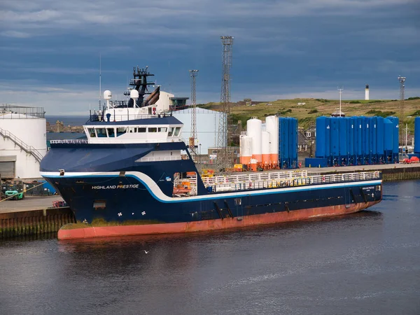 Amarrado Puerto Aberdeen Escocia Highland Prestige Remolcador Buque Suministro Mar — Foto de Stock
