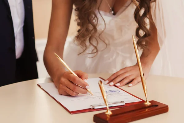 Bride Fills Out Document Signs Wedding Ceremony Golden Pen Royalty Free Stock Photos