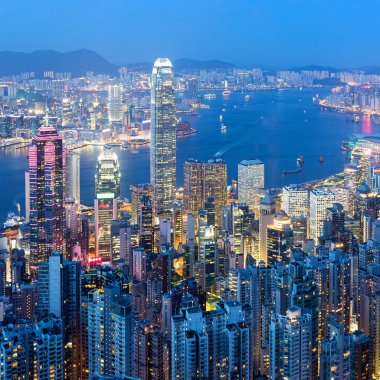 Victoria Peak Hong Kong gece görüş