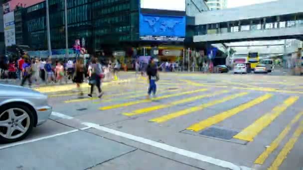Voetgangers Bussen Verkeer Central District Hong Kong Timelapse — Stockvideo