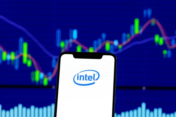 Hong Kong China Diciembre 2018 Logotipo Intel Teléfono Inteligente Sobre — Foto de Stock