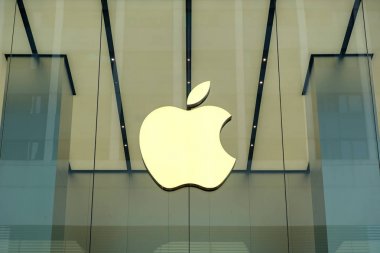 Apple marka logosu Tsim Sha Tsui Hong Kong görüldü