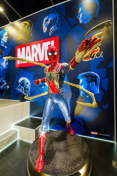 Hong Kong Heinäkuuta 2019 Marvel Elokuvan Taustanäyttö Spider Man Sarjakuvahahmoilla — kuvapankkivalokuva