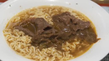 Satay Beef Noodles Hong Kong Tarzı