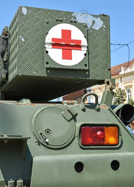 Bir zırhlı askeri vehicl parçası