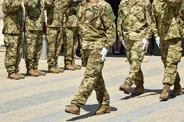 Soldaten Bei Der Militärparade — Stockfoto