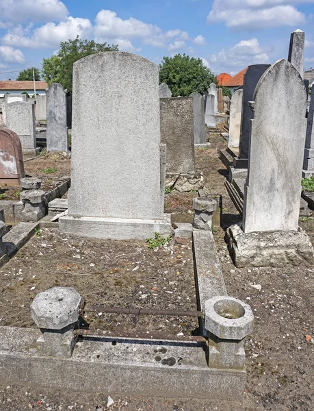 Επιτύμβιες Στήλες Στο Εβραϊκό Νεκροταφείο — Φωτογραφία Αρχείου