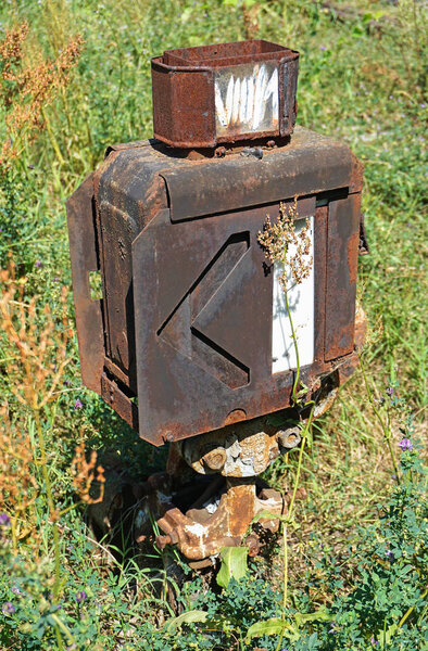 Ржавый железнодорожный переключатель
