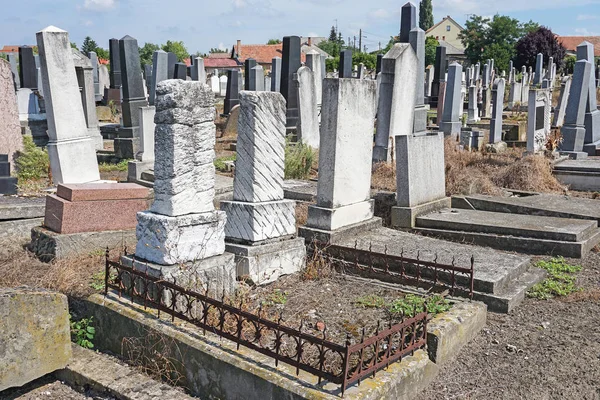 Náhrobky Židovské Cemeter — Stock fotografie