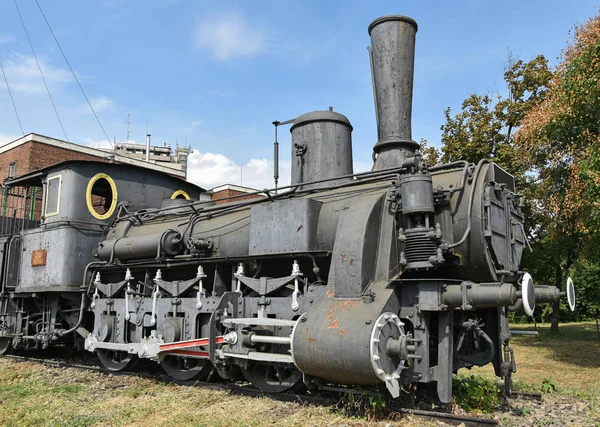 Oude Roestige Locomotief Buiten — Stockfoto