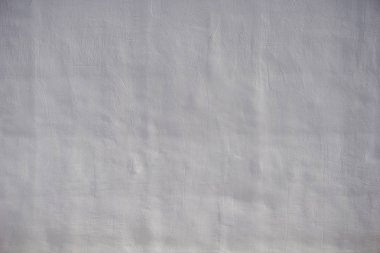 Bir binanın gri bir duvar yüzeyine