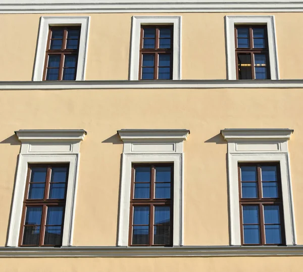 デブレツェン Hungar の改革派の大学の建物 — ストック写真