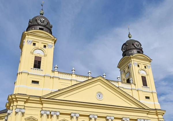 Torre de la Gran Iglesia en la ciudad de Debrecen, Hungría —  Fotos de Stock