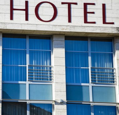 Windows otel binası
