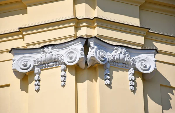 Adorno de la Gran Iglesia en la ciudad de Debrecen, Hungría — Foto de Stock