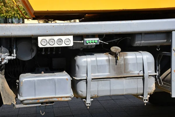 Depósito de gasolina de un vehículo de camión — Foto de Stock