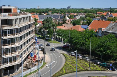 Macaristan 'ın Debrecen şehrinde yeni bir apartman inşaatı