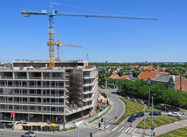 Yeni bir apartman inşaatı