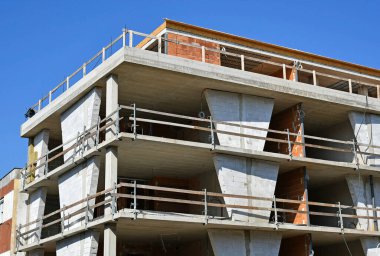 Yeni apartman yapım aşamasında