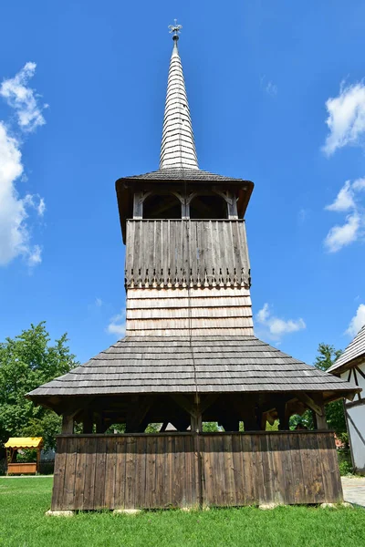 Vecchia Torre Della Chiesa Legno Nel Villaggio — Foto Stock
