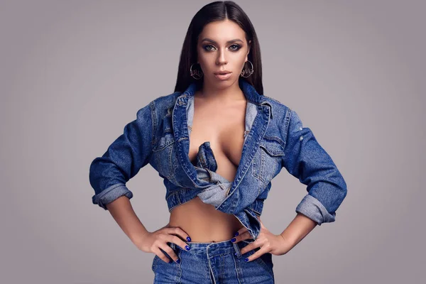 Portrait Gorgeous Beautiful Sexy Brunette Perfect Body Wearing Jeans Jacket — Stock Photo, Image