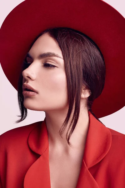 Portrait Elegant Beautiful Woman Red Fashionable Suit Wide Hat Isolated — Stock Photo, Image