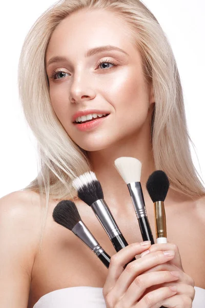 Beautiful Young Girl Light Natural Make Brushes Cosmetics Nude Manicure — Stock Photo, Image