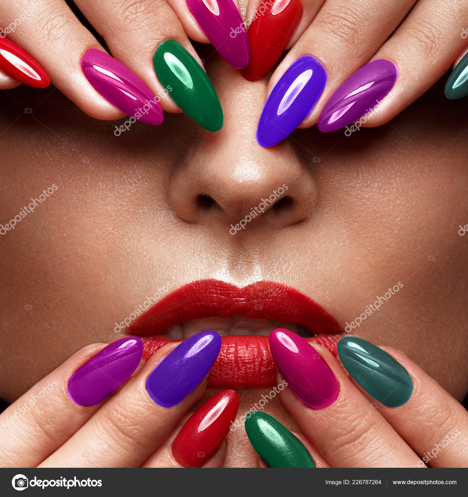 Nail Colors Guide for the Different Skin Tones and Seasons