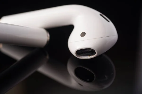 Fone Ouvido Sem Fio Airpods Apple Com Caixa Carregamento — Fotografia de Stock