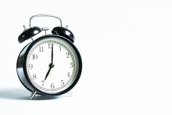 Beyaz Arkaplanda Izole Edilmiş Siyah Bir Alarm Saati — Stok fotoğraf