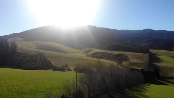 Szenische Luftaufnahme Der Neuseeländischen Farm — Stockvideo