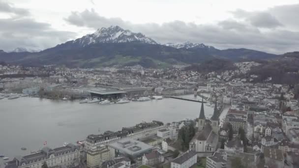 Filmový Letecký Pohled Lucernu Luzern Švýcarsko Lucerne Kompaktní Město Švýcarsku — Stock video