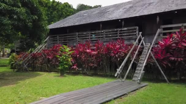 Interior Rumah Kesepian Ibanese Atau Rumah Panjang Iban Desa Kebudayaan — Stok Video