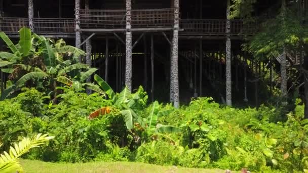 Εσωτερικό Του Ibanese Longhouse Rumah Panjang Iban Στο Sarawak Cultural — Αρχείο Βίντεο