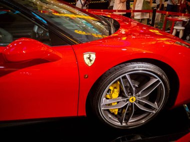 Ferrari 488 GTB yakın çekim