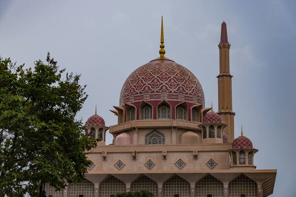 The Putra Mosque (Malay: Masjid Putra) is the principal mosque of Putrajaya, Malaysia. Construction of the mosque began in 1997 and was completed two years later.